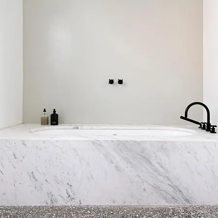 度假居 Luxury Modernist Design Townhouse With Garden 圣克鲁斯-德特内里费