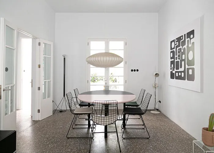 Casa de Férias Luxury Modernist Design Townhouse With Garden Santa Cruz de Tenerife